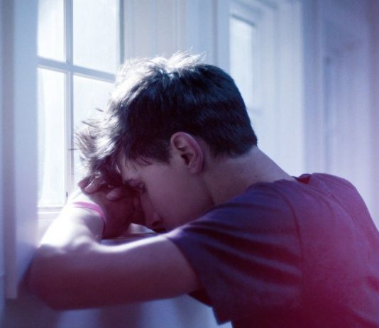 Когда парень начнет скучать по отношениям после разрыва: психология и признаки тоски