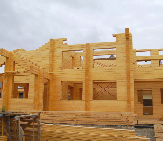 Строительство дома из дерева. Выбор древесины