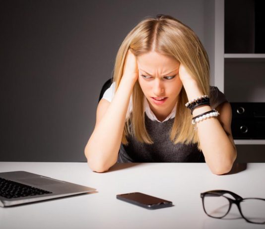 Почему люди не бросают работу, которую ненавидят? Почему люди не бросают работу, которую ненавидят?