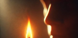 Кто изобрел спички и как люди научились разжигать огонь быстро